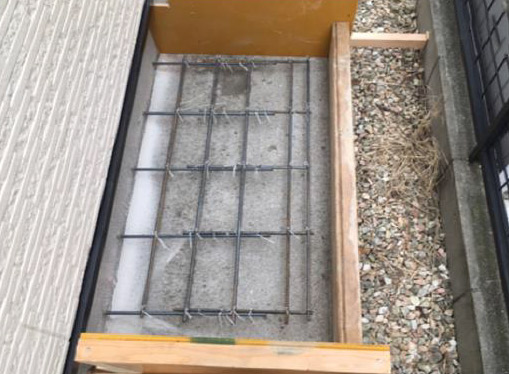 エコキュート基礎工事
