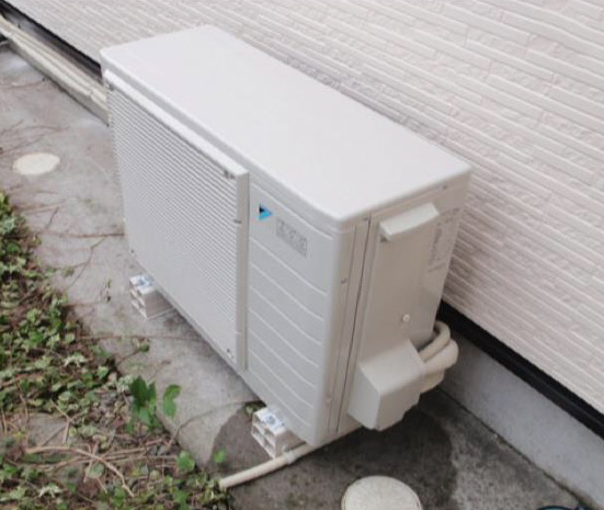 エコキュート基礎工事